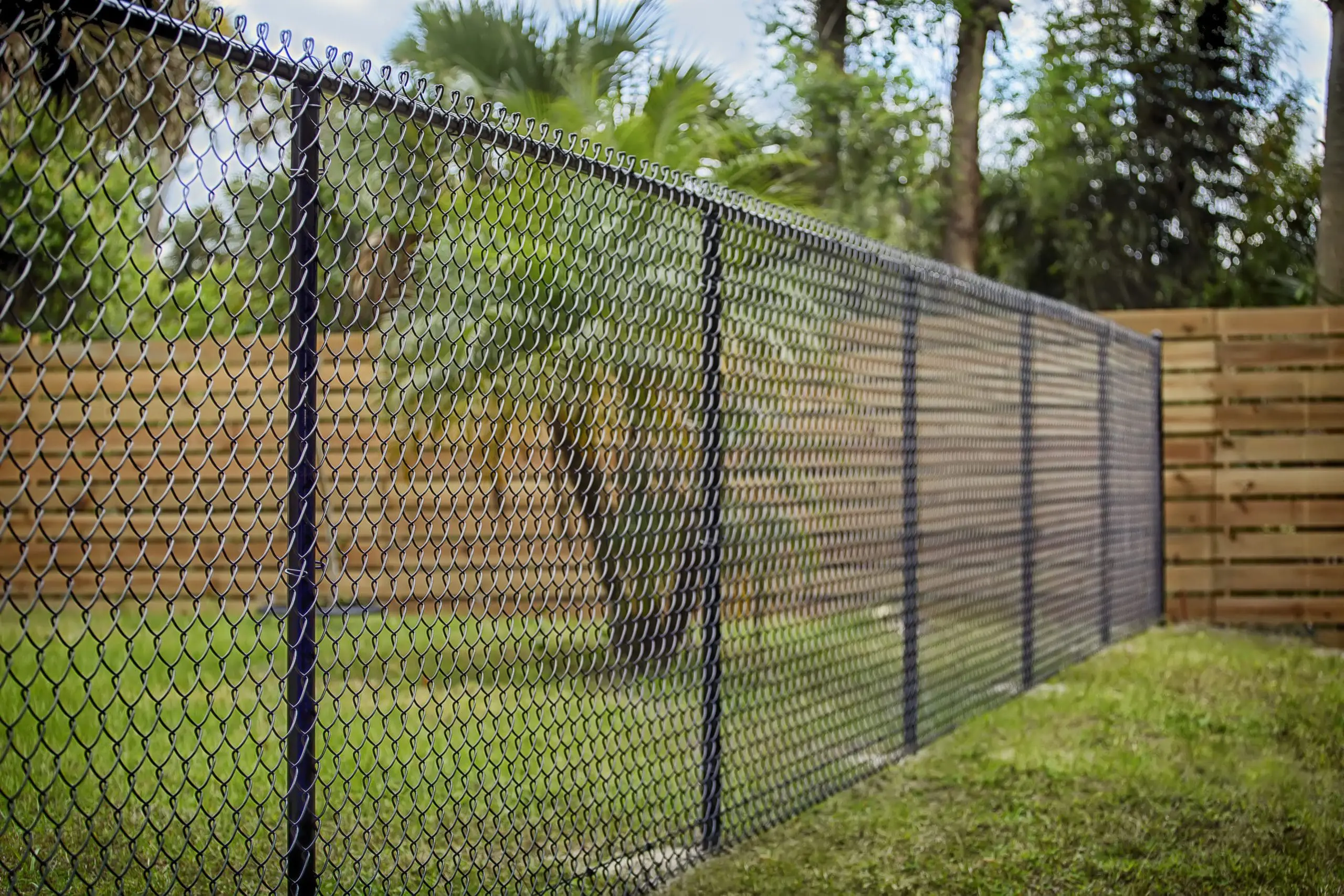 chain link fence contractor fences fencing black little rock arkansas cabot sherwood bryant benton ar